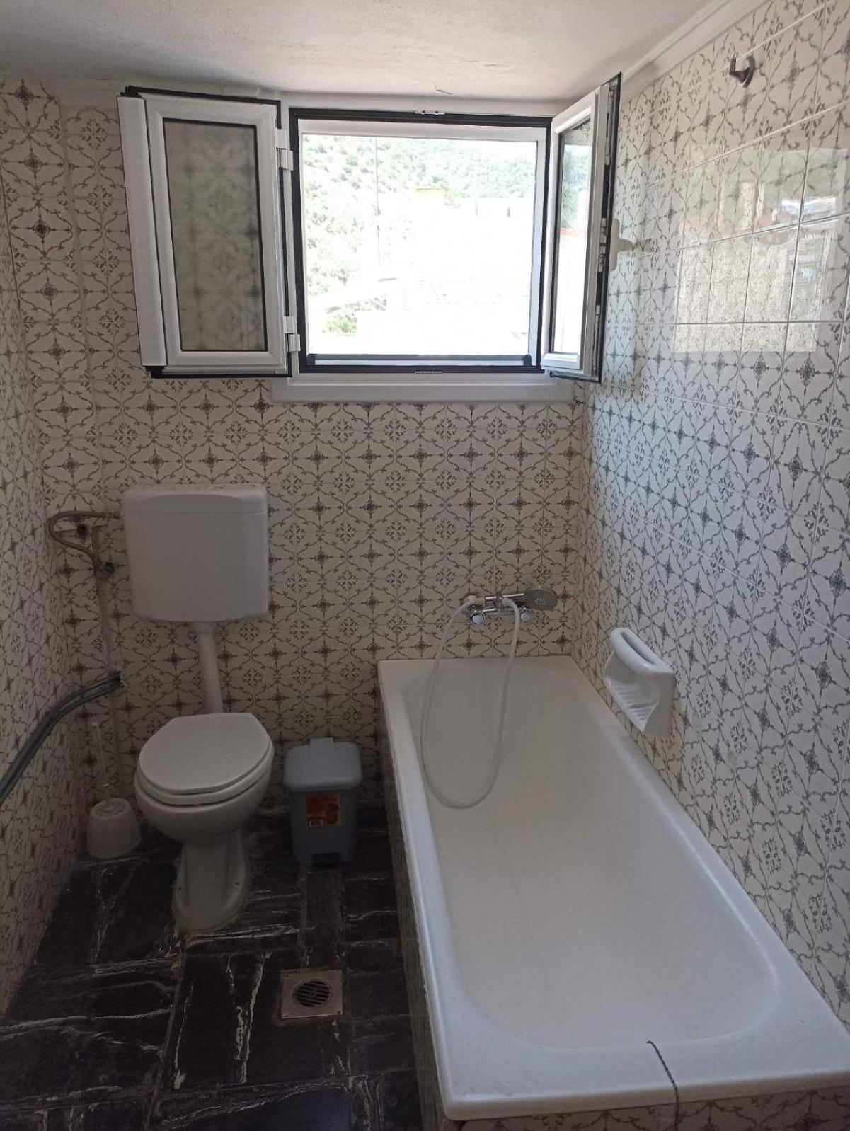 Rooms-Studio Anagnostou Loutra Edipsou  Pokoj fotografie